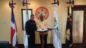 Director General del CECCOM recibe al Director de la UIFI en visita de cortes&iacute;a